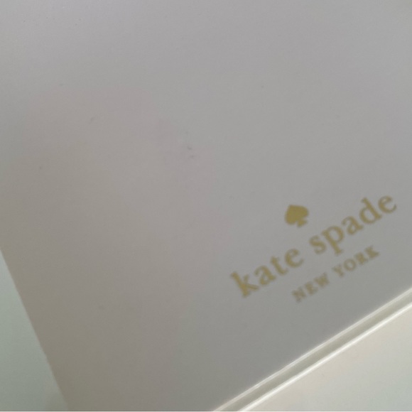 Kate Spade - vintage pencils and sharpener + mini paper pad - Picture 5 of 6